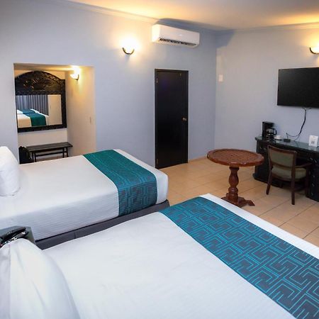 فندق Inhouse Select Hacienda Tres Rios Culiacán المظهر الخارجي الصورة
