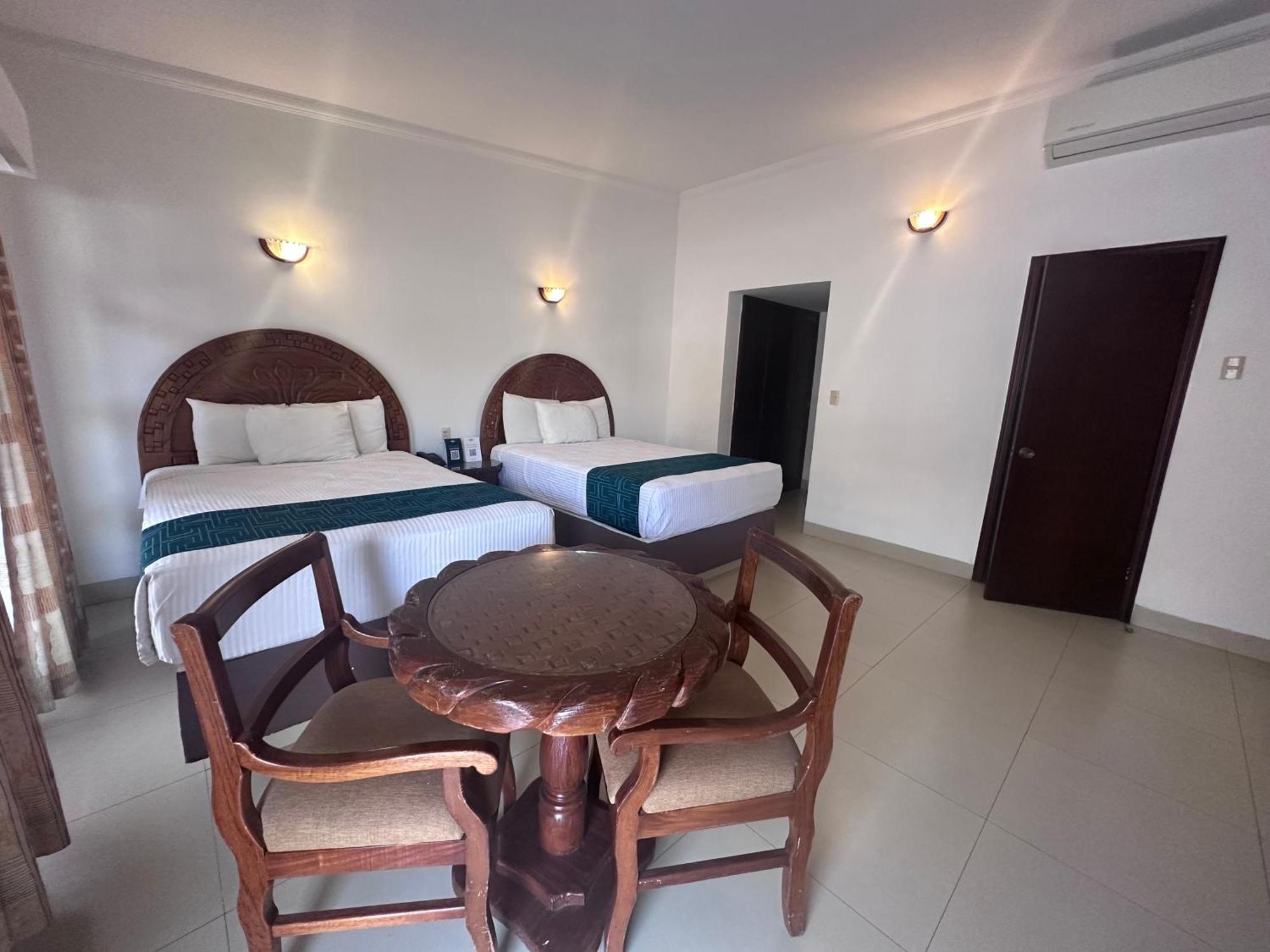 فندق Inhouse Select Hacienda Tres Rios Culiacán المظهر الخارجي الصورة