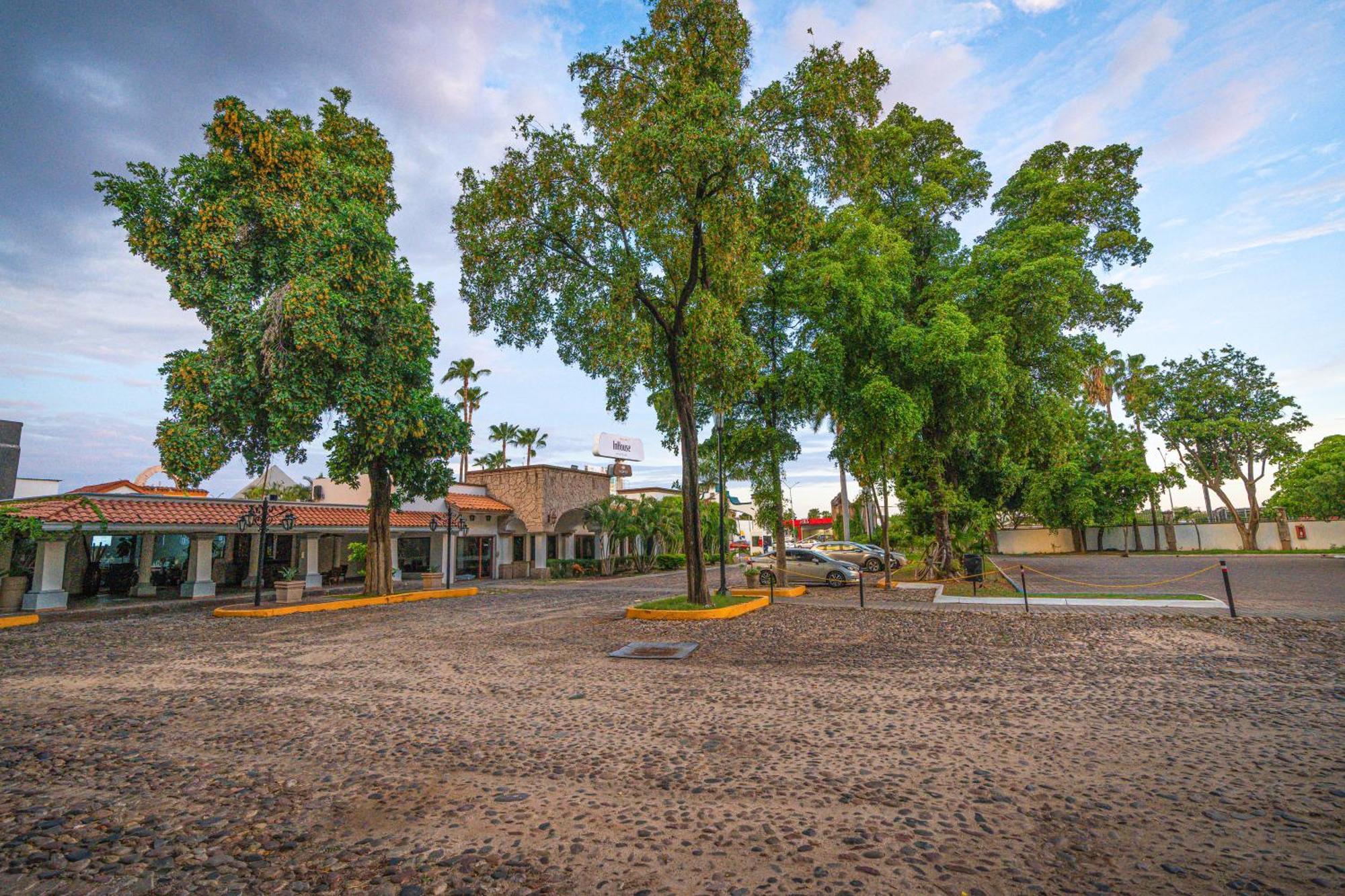 فندق Inhouse Select Hacienda Tres Rios Culiacán المظهر الخارجي الصورة