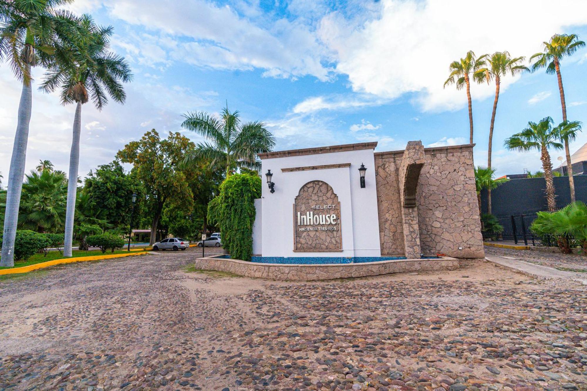 فندق Inhouse Select Hacienda Tres Rios Culiacán المظهر الخارجي الصورة