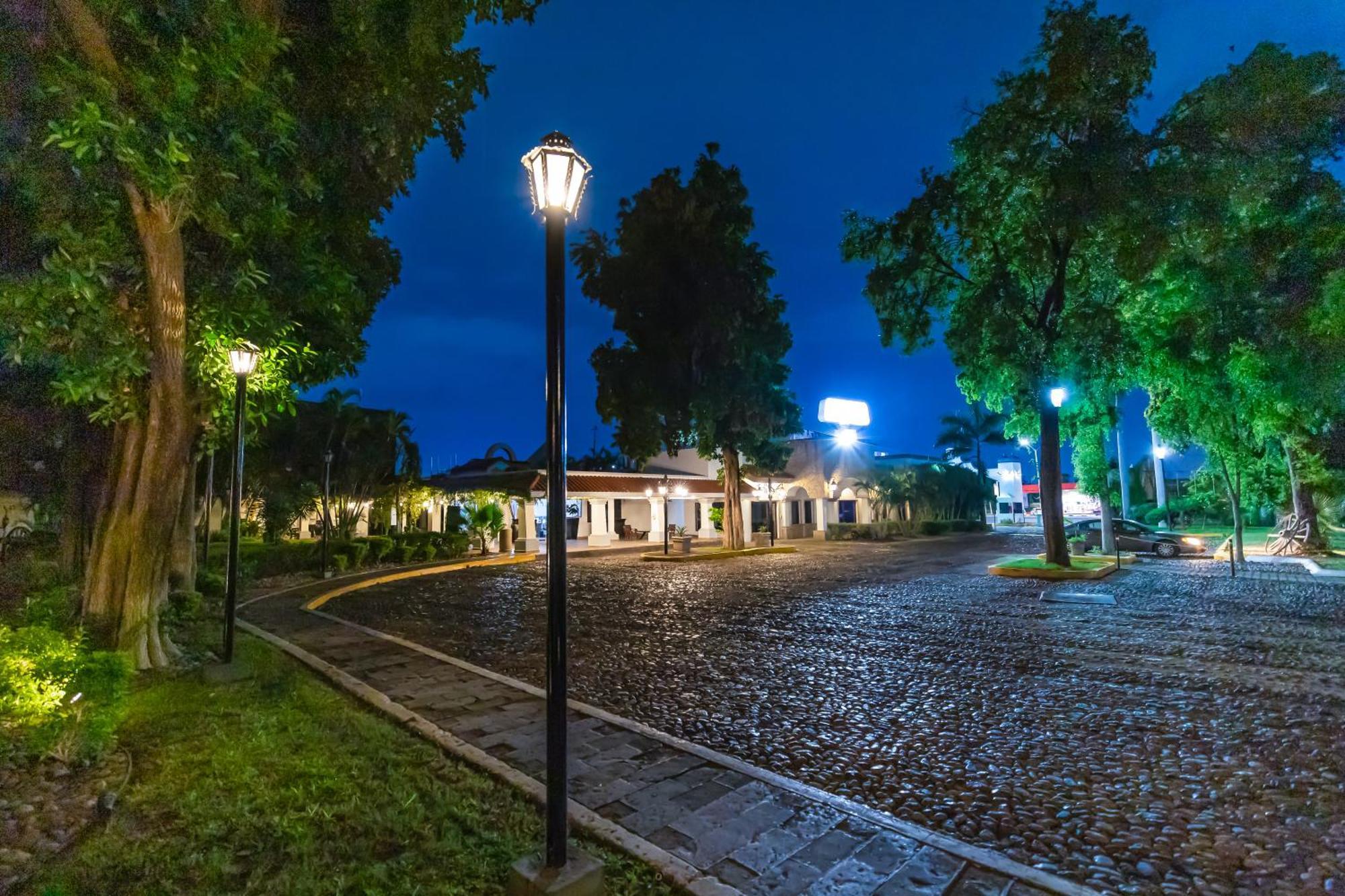 فندق Inhouse Select Hacienda Tres Rios Culiacán المظهر الخارجي الصورة